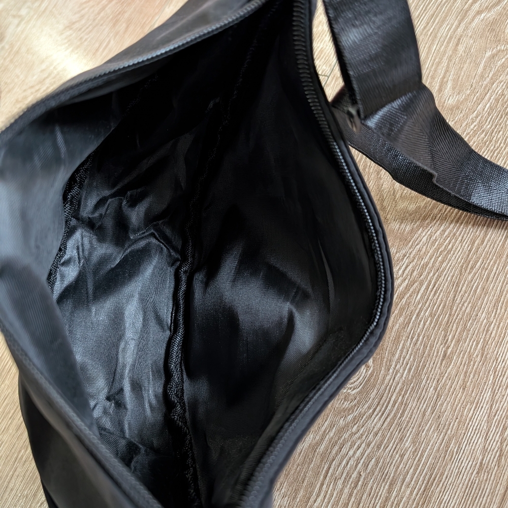 Round Mini Shoulder Bag - Picture 2 of 4